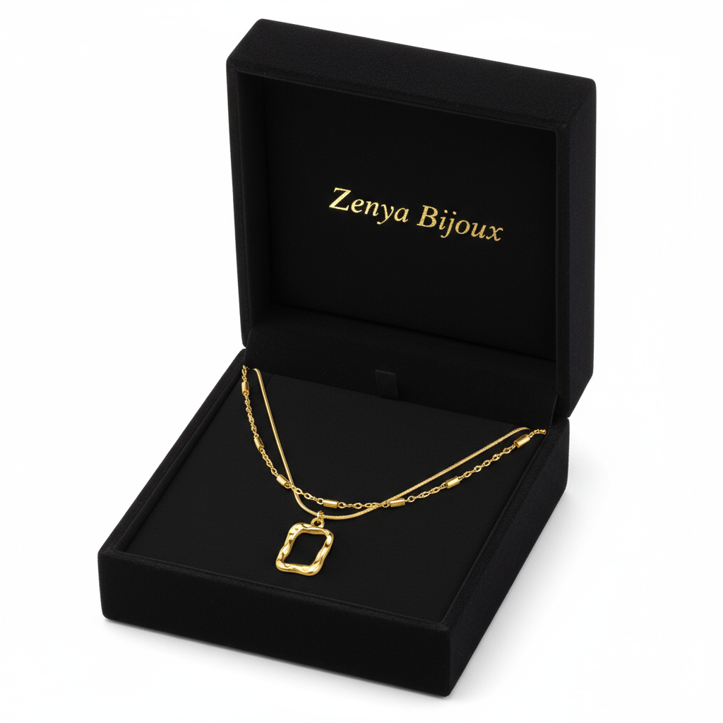 colier placat cu aur de 18K cu pandantiv elegant chenar gol