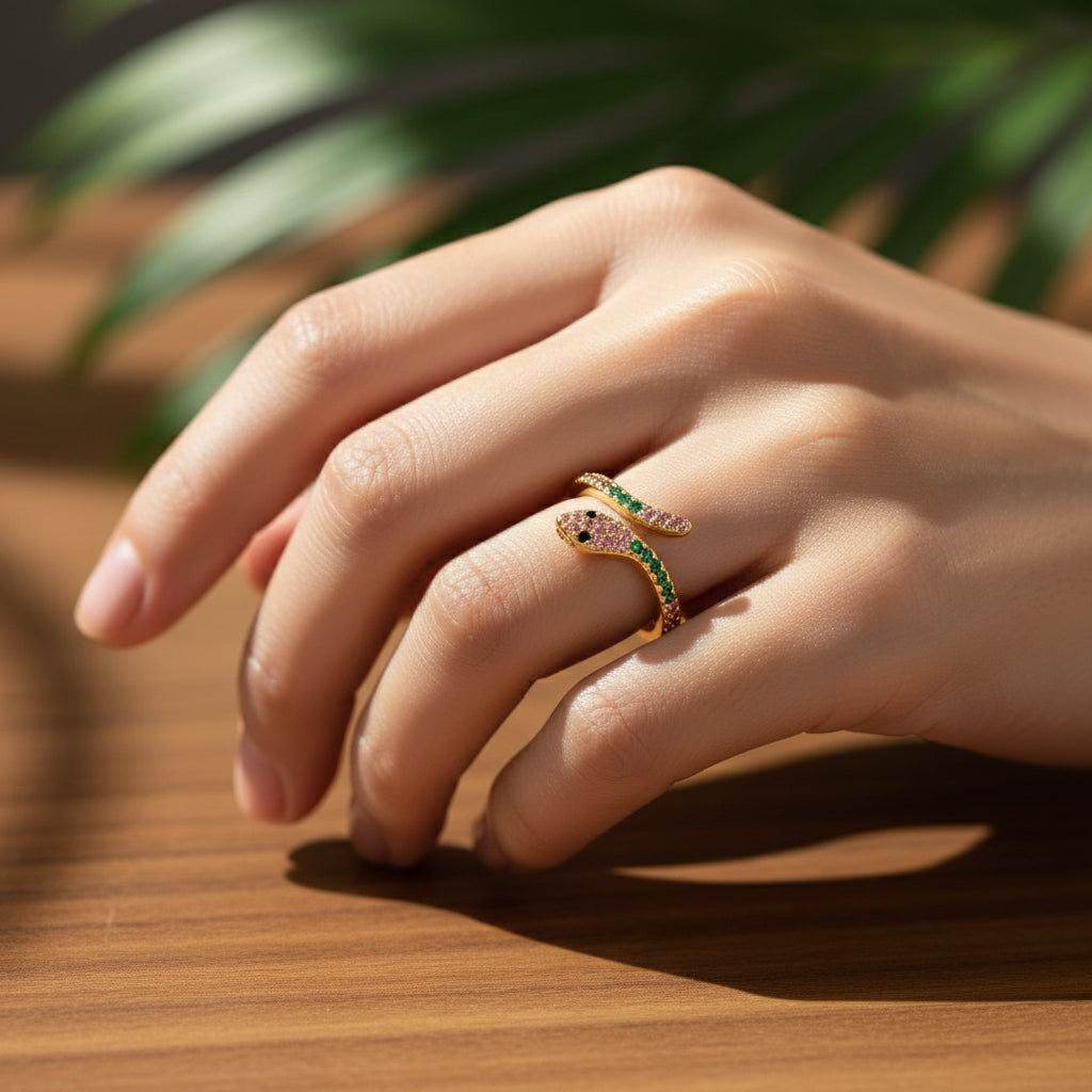 inel placat cu aur de 18K cu pietre cubic zirconia strălucitoare model sarpe