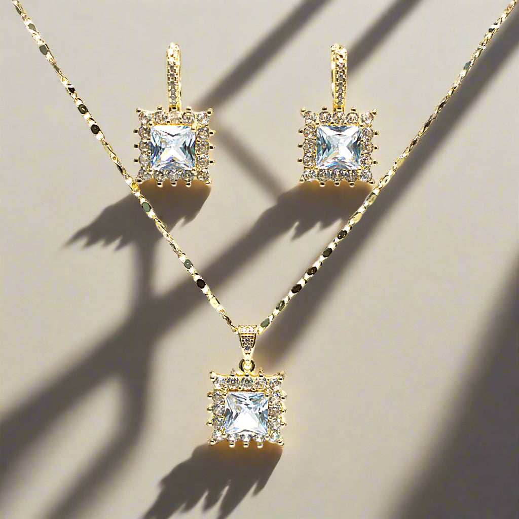 Set lănțișor și cercei damă, placate cu aur 18k