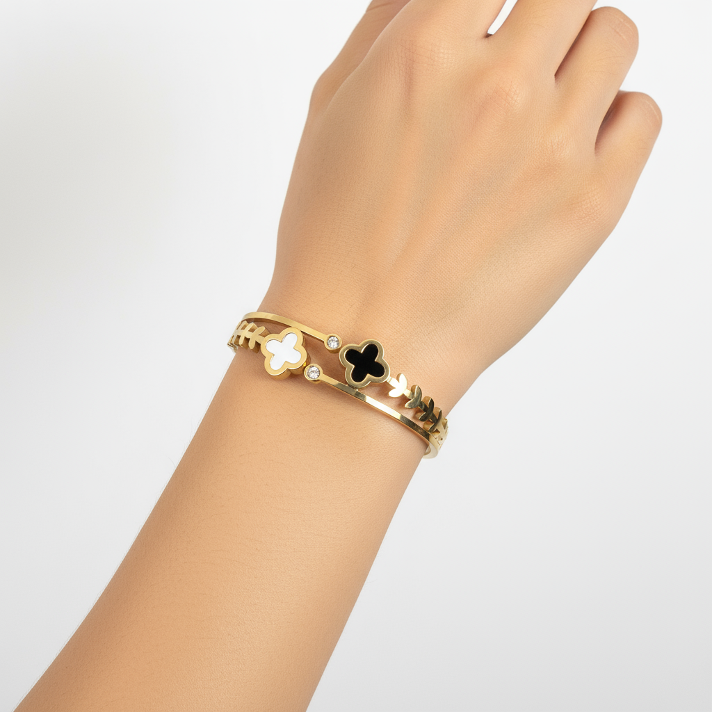 brățară clover tip catusaplacată cu aur de 18K – design delicat