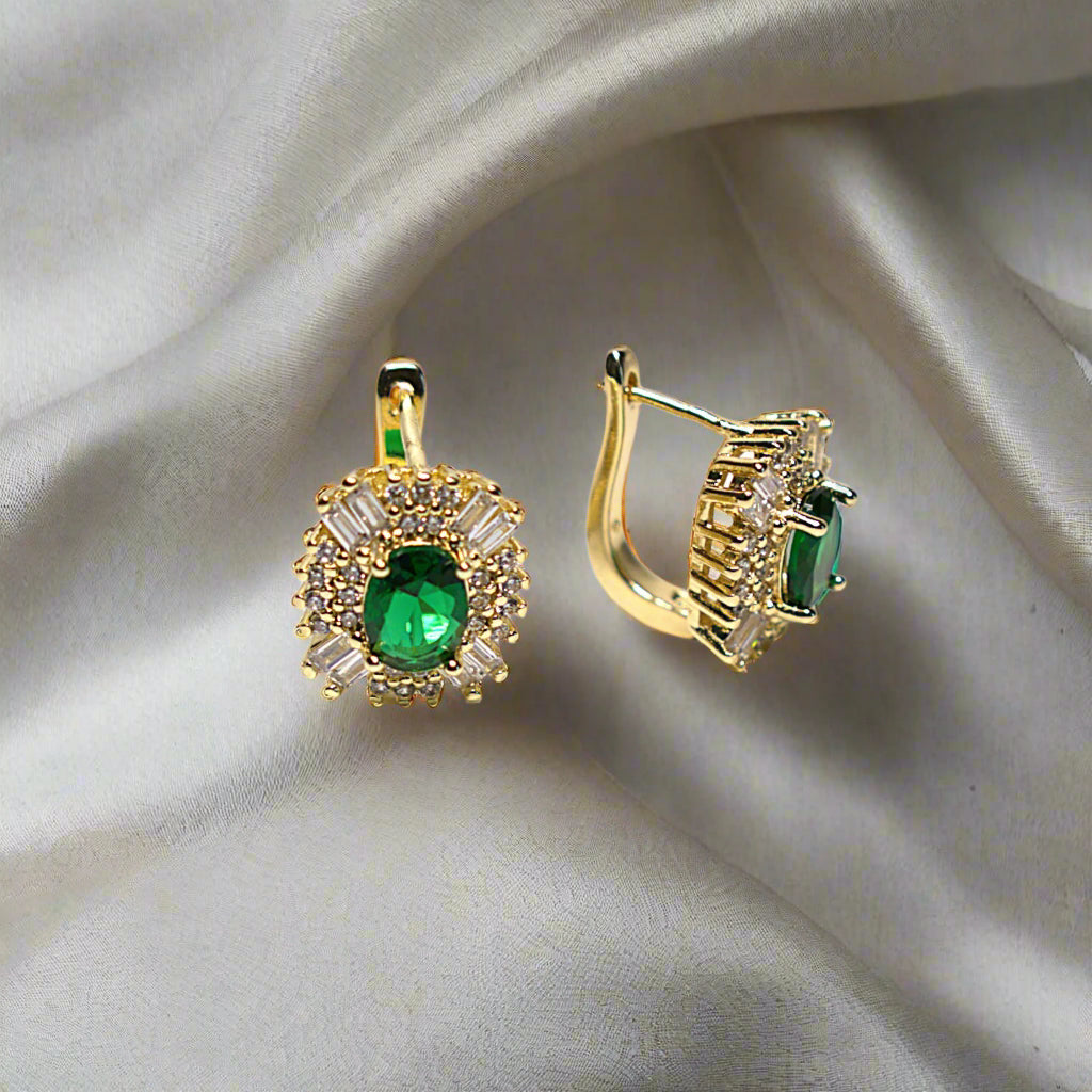 Cercei damă cu pietre zirconiu strălucitori, placați cu aur de 18k