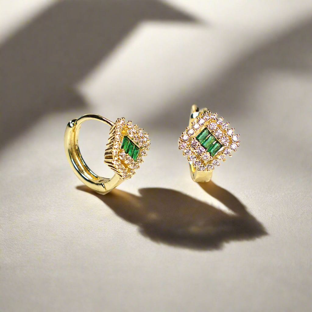 Cercei damă cu pietre zirconiu strălucitori, placați cu aur de 18k