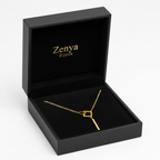 colier placat cu aur de 18K cu pandantiv elegant in cutie neagra eleganta