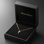 colier fin de damă cu lanț subțire placat cu aur cu cruciulita