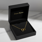 colier placat cu aur de 18K cu pandantiv elegant cu 2 inimi intercalate