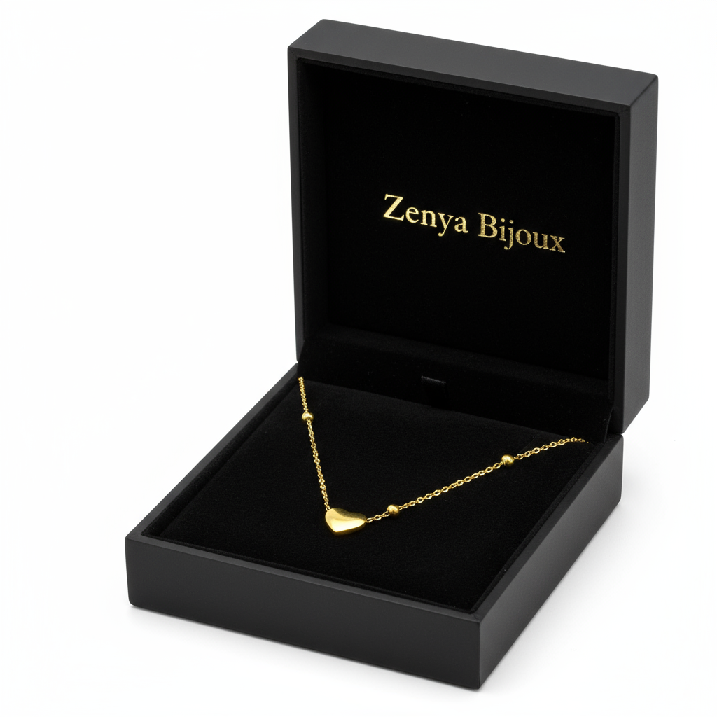 colier placat cu aur de 18K cu pandantiv elegant cu inima plina