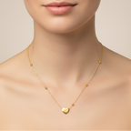 colier placat cu aur de 18K cu pandantiv elegant cu inima plina