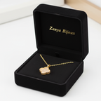 colier placat cu aur de 18K cu pandantiv elegant cu trifoi cu 2 fete