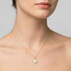 colier placat cu aur de 18K cu pandantiv elegant cu trifoi cu 2 fete