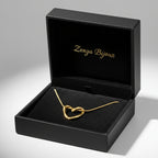 colier placat cu aur de 18K cu pandantiv elegant in forma de inima diformata