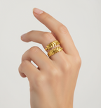 inel reglabil placat cu aur de 18K – design elegant de damă model ramurica cu frunze care iti imbratiseaza degetul